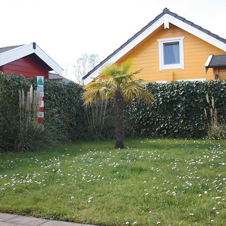 Villa Emilia - Gemuetliches Kinderfreundliches Blockhaus Mit Umzaeuntem Garten Синт-Анналанд Экстерьер фото